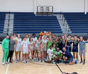 Image post by @beckham_hoops on Instagram