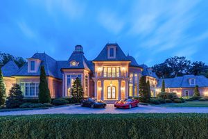Image post by @christiesrealestate on Instagram