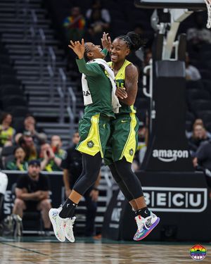Image post by @seattlestorm on Instagram