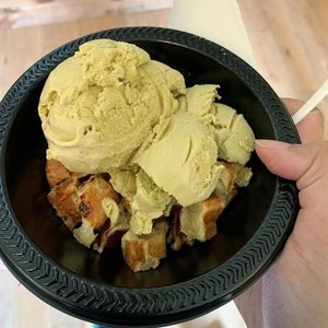 Image post by @yelppittsburgh on Instagram