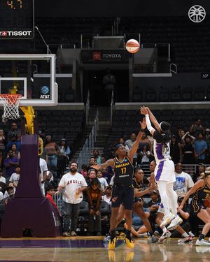 Image post by @la_sparks on Instagram