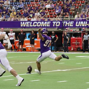 Image post by @uniathletics on Instagram