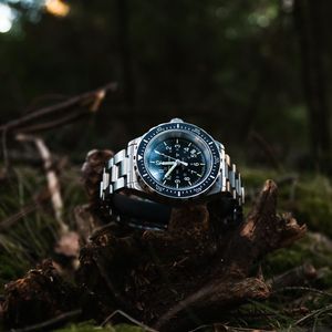 Image post by @marathonwatch on Instagram