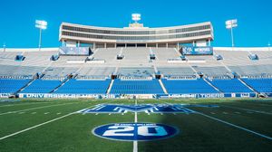 Image post by @memphisfootball on Instagram