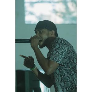 Image post by @mrlo__ on Instagram