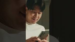 Video post by @samsungus on YouTube