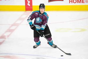 Image post by @CHLHockey on Twitter