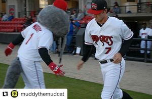Image post by @carolinamudcats on Instagram