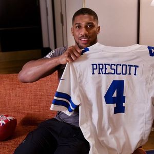 Image post by @nflafrica on Instagram