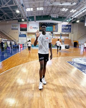Image post by @parisbasketball on Instagram