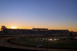 Image post by @TheDirtTrack on Twitter