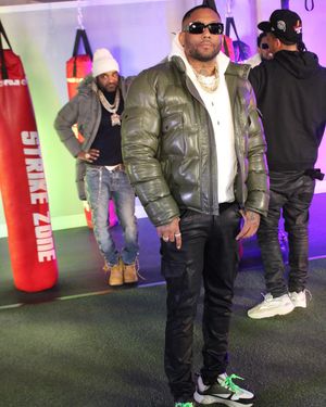 Image post by @mainohustlehard on Instagram