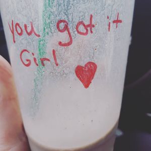 Image post by @hollysmee on Instagram