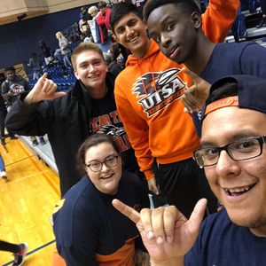 Image post by @utsarowdycrew on Instagram