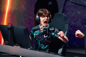 Image post by @Cloud9 on Twitter