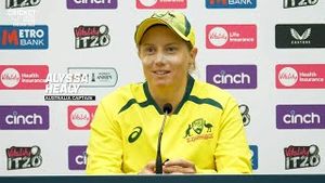 Video post by @cricketcomau on YouTube