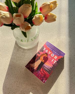 Image post by @blondiereads_ on Instagram