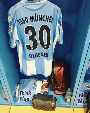 Image post by @milosdegenek on Instagram