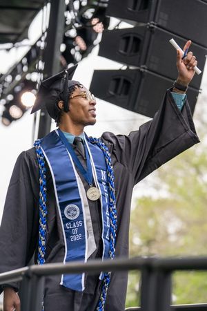 Image post by @nevadahoops on Twitter