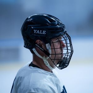 Image post by @yalemhockey on Instagram