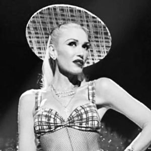 Image post by @gwenstefani on Instagram