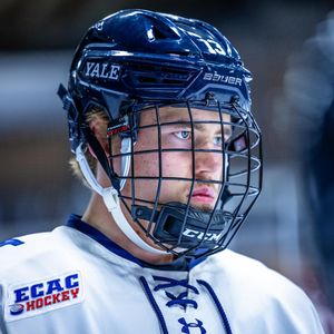 Image post by @yalemhockey on Instagram