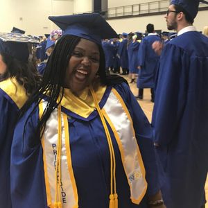 Image post by @hofstrau on Instagram