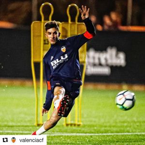 Image post by @ferrantorres on Instagram