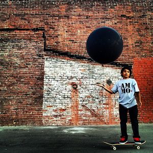 Image post by @mannysantiago on Instagram