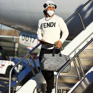 Image post by @strap_ent on Instagram