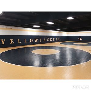 Image post by @gujackets on Instagram