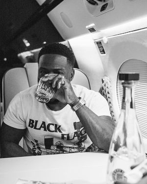 Image post by @kevinhart4real on Instagram