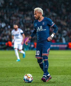 Image post by @psg on Instagram