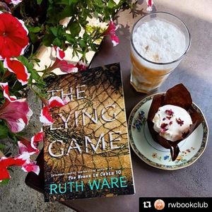 Image post by @gallerybooks on Instagram