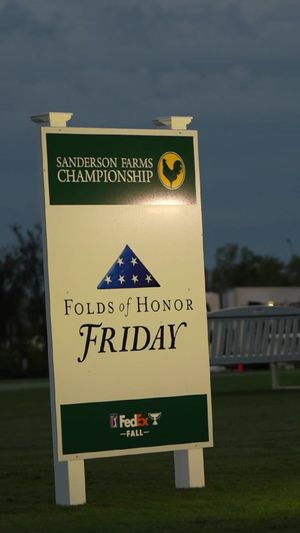 Video post by @sandersonfarmschamp on TikTok