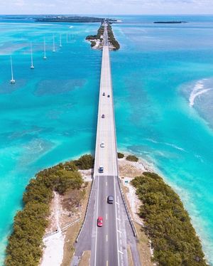 Image post by @dronepals on Instagram