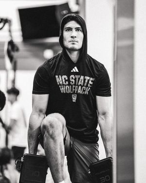 Image post by @packmensbball on Instagram