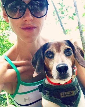 Image post by @laraleatrump on Instagram