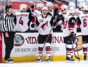 Image post by @losyotes on Instagram