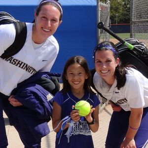 Image post by @uwsoftball on Instagram