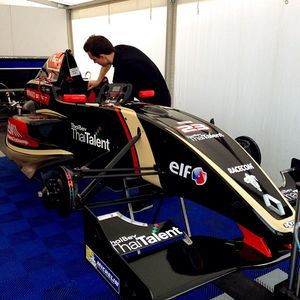 Image post by @alex_albon on Instagram