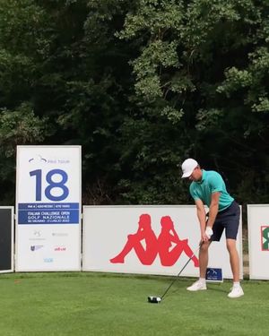 Image post by @alexknappegolf on Instagram