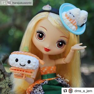 Image post by @gwenstefani on Instagram
