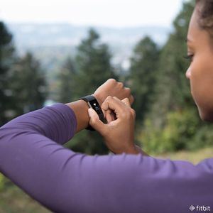 Image post by @fitbit on Instagram