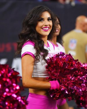 Image post by @texanscheerleaders on Instagram