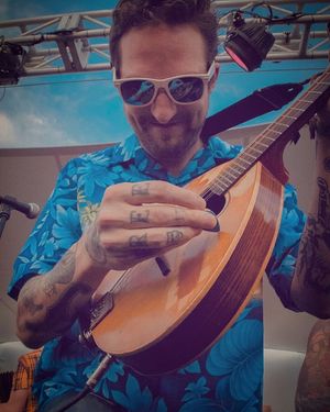 Image post by @thephotoladies on Instagram