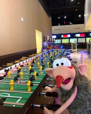 Image post by @watchmeatball on Instagram