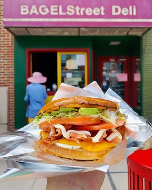 Image post by @bagelstreetdeli on Instagram