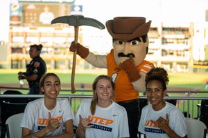Image post by @utepvb on Instagram