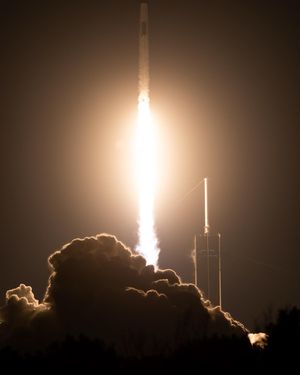 Image post by @nasaartemis on Instagram